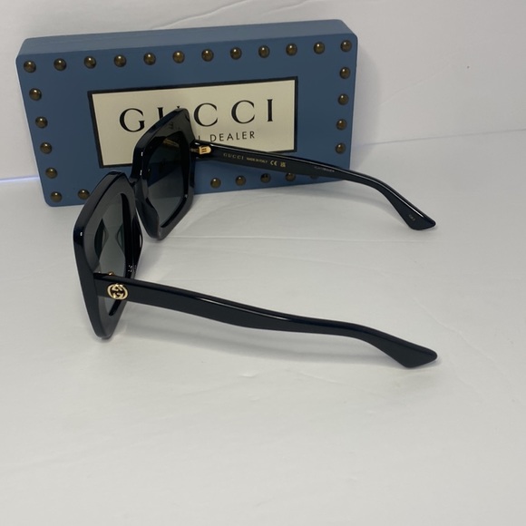 New🔥🔥Gucci GG0328s 001 Oversized rectangular Black Gold GG Authentic Sunglass… - Picture 8 of 14
